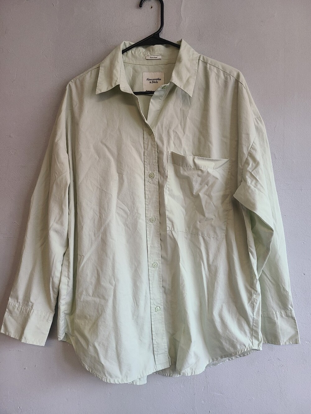 Men's medium large oversized Abercrombie mint green cotton button down shirt